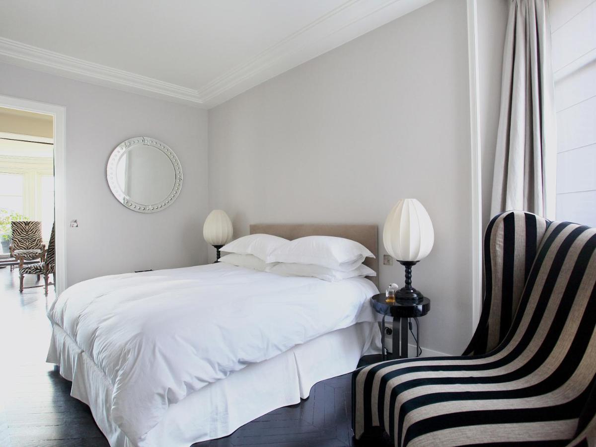 Outstanding 2 Bedrooms With A Terrific Eiffel Tower View Parigi Esterno foto