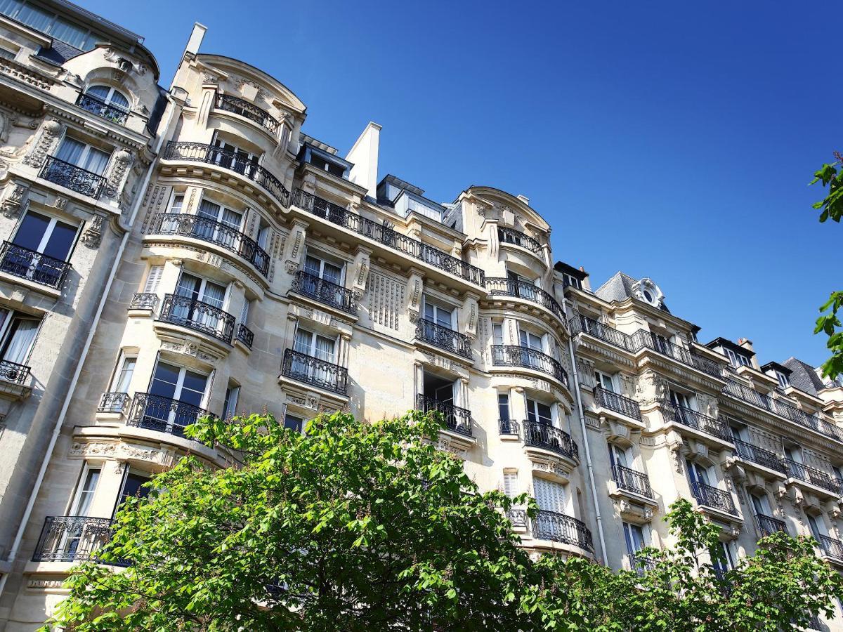 Outstanding 2 Bedrooms With A Terrific Eiffel Tower View Parigi Esterno foto